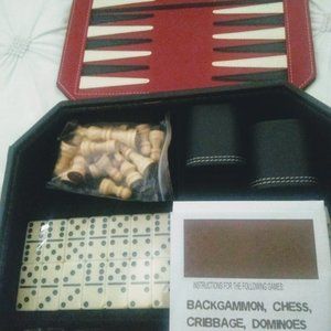 NEW 5-in-1 classic game combo set Chess, etc.